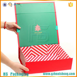 Luxury  red foldable cardboard gift box with magnetic closure