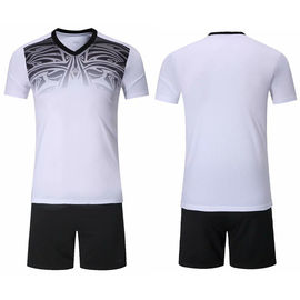 2019 New Design 100% Polyester Quick Drying Breathable Cheap Soccer Uniform Set