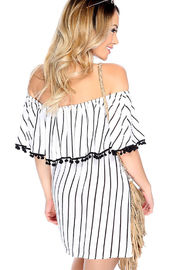 Fashion Dress Sexy White Black Off The Shoulder Neckline Sleeve Fuffled Elastic Waist Dress