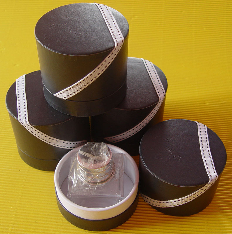 Handmade Round Comestics / Perfume Bottole Packaging Tube Box with White Dots Ribbons